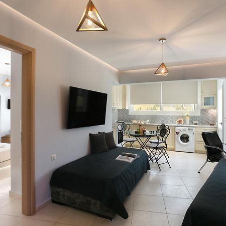 Naxos City Aquarial Home מראה חיצוני תמונה